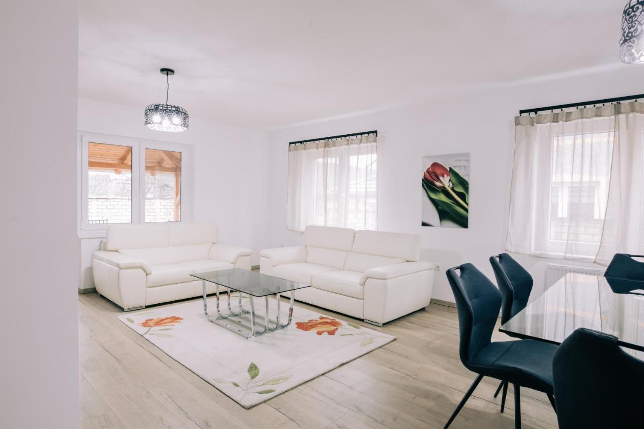Tulip Guest House I. Palić Esterno foto